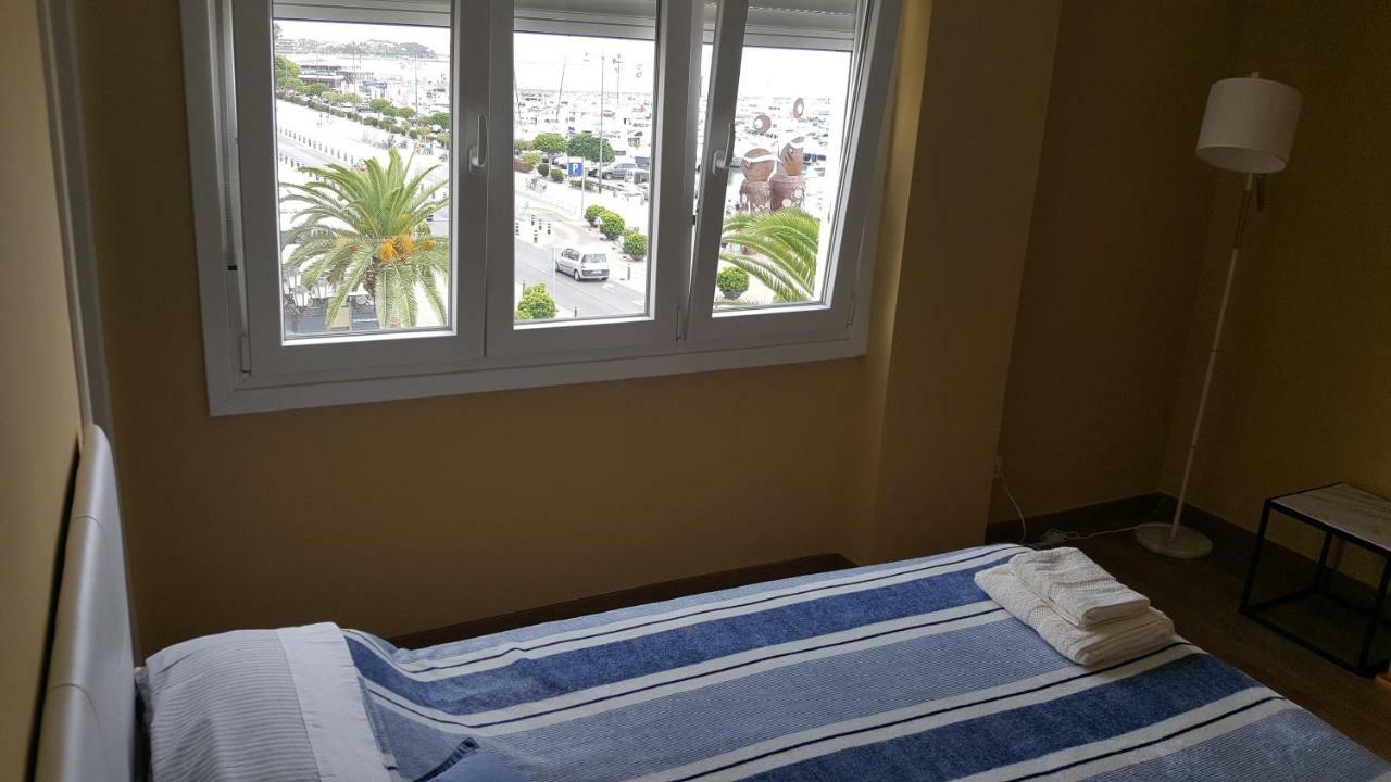 Apartament Marina Port Камбрильс Экстерьер фото