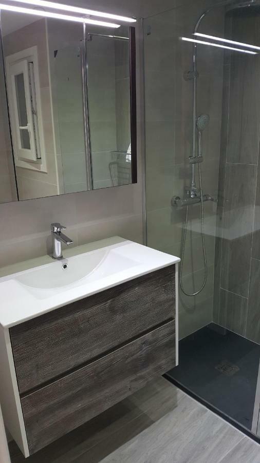 Apartament Marina Port Камбрильс Экстерьер фото